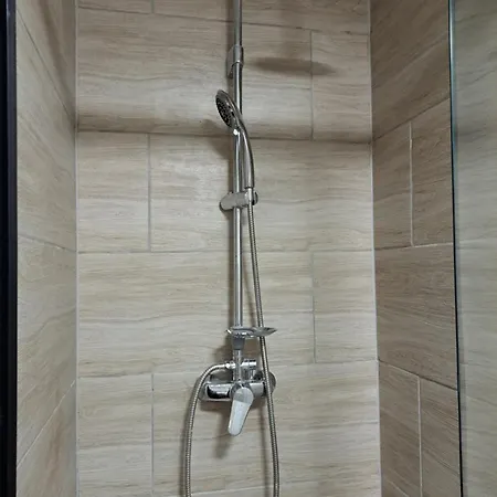 Moderni S Balkonem V Srdci Pardubic