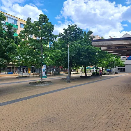 Moderni S Balkonem V Srdci Pardubic *