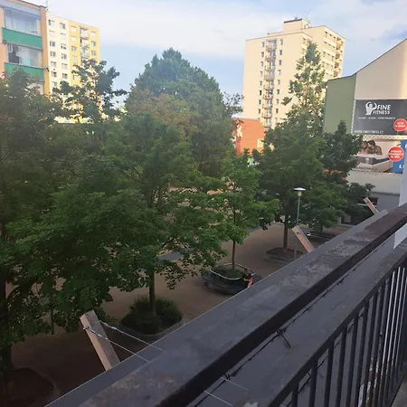 Moderni S Balkonem V Srdci Pardubic شقة