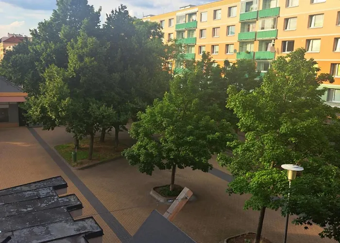 Moderni S Balkonem V Srdci Pardubic