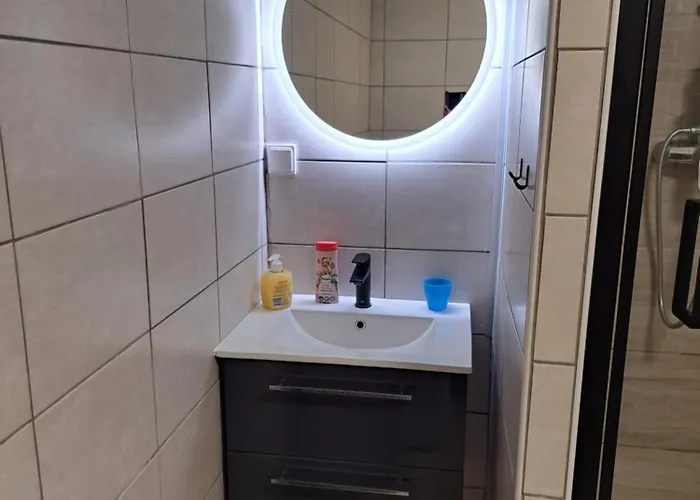 Moderni S Balkonem V Srdci Pardubic