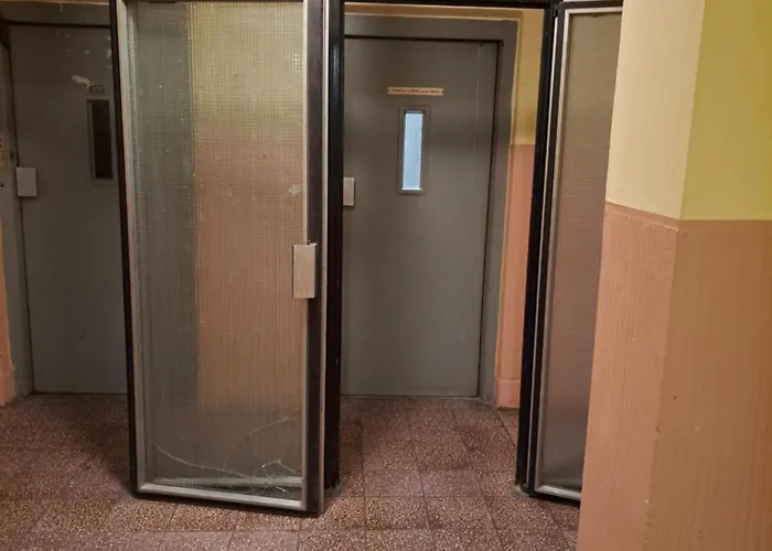 Moderni S Balkonem V Srdci Pardubic * 帕尔杜比采